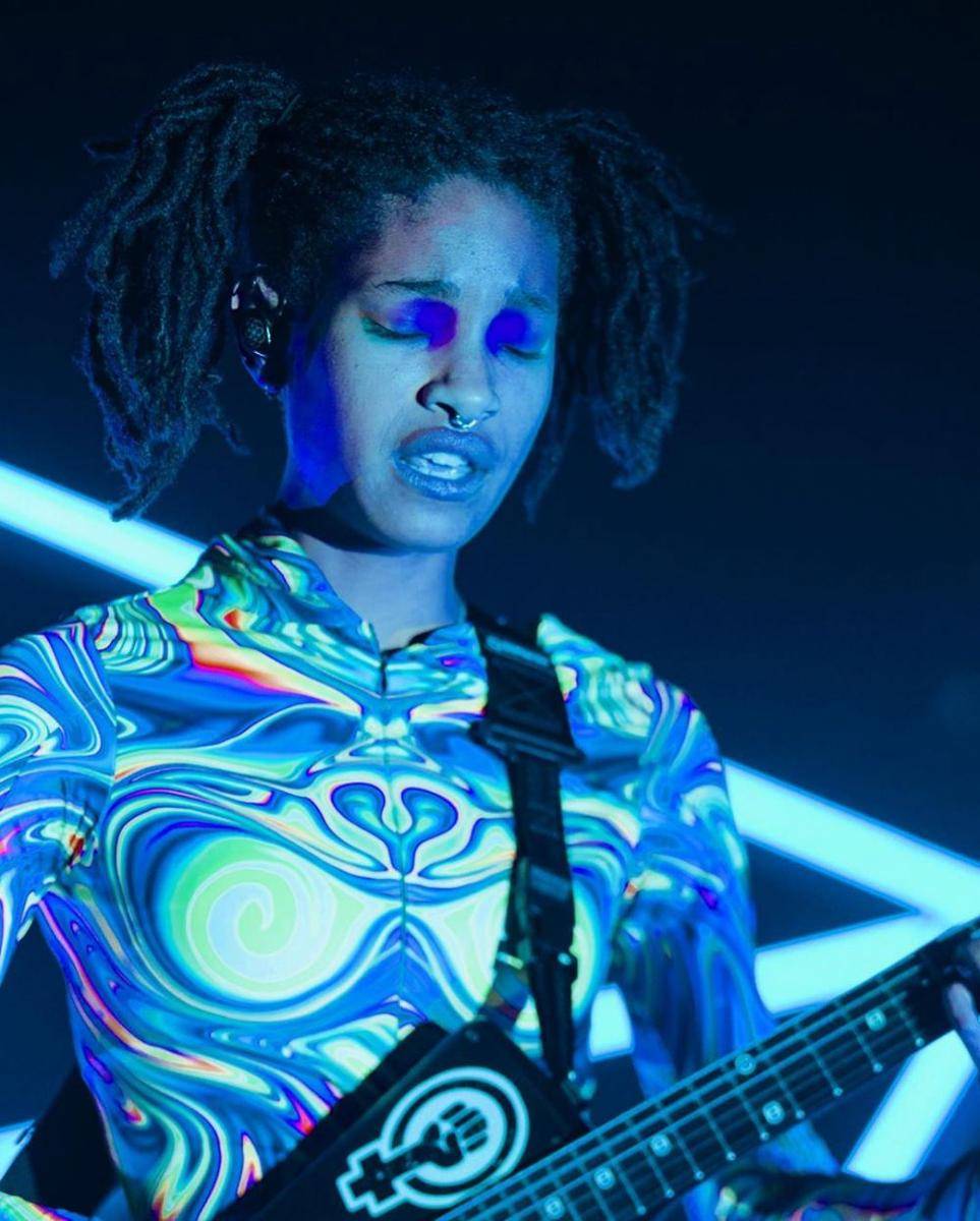 instagram.com/willowsmith