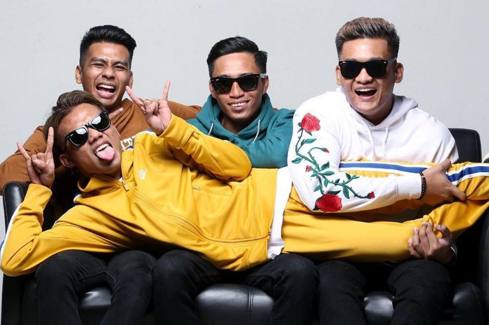 10 Potret Projector Band Asal Malaysia, Penyanyi Asli Lagu Aisyah