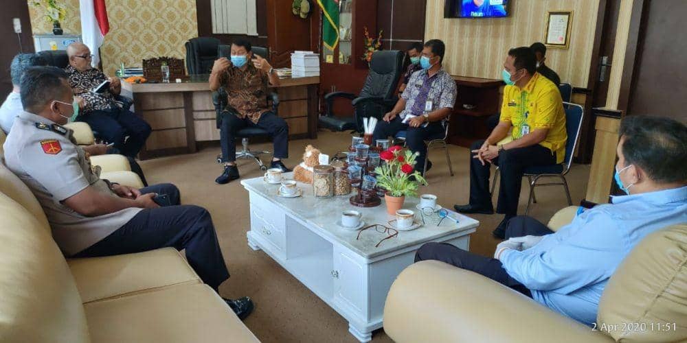Rapat yang dilakukan guna membahas razia tempat keramaian (IDN Times/ istimewa)