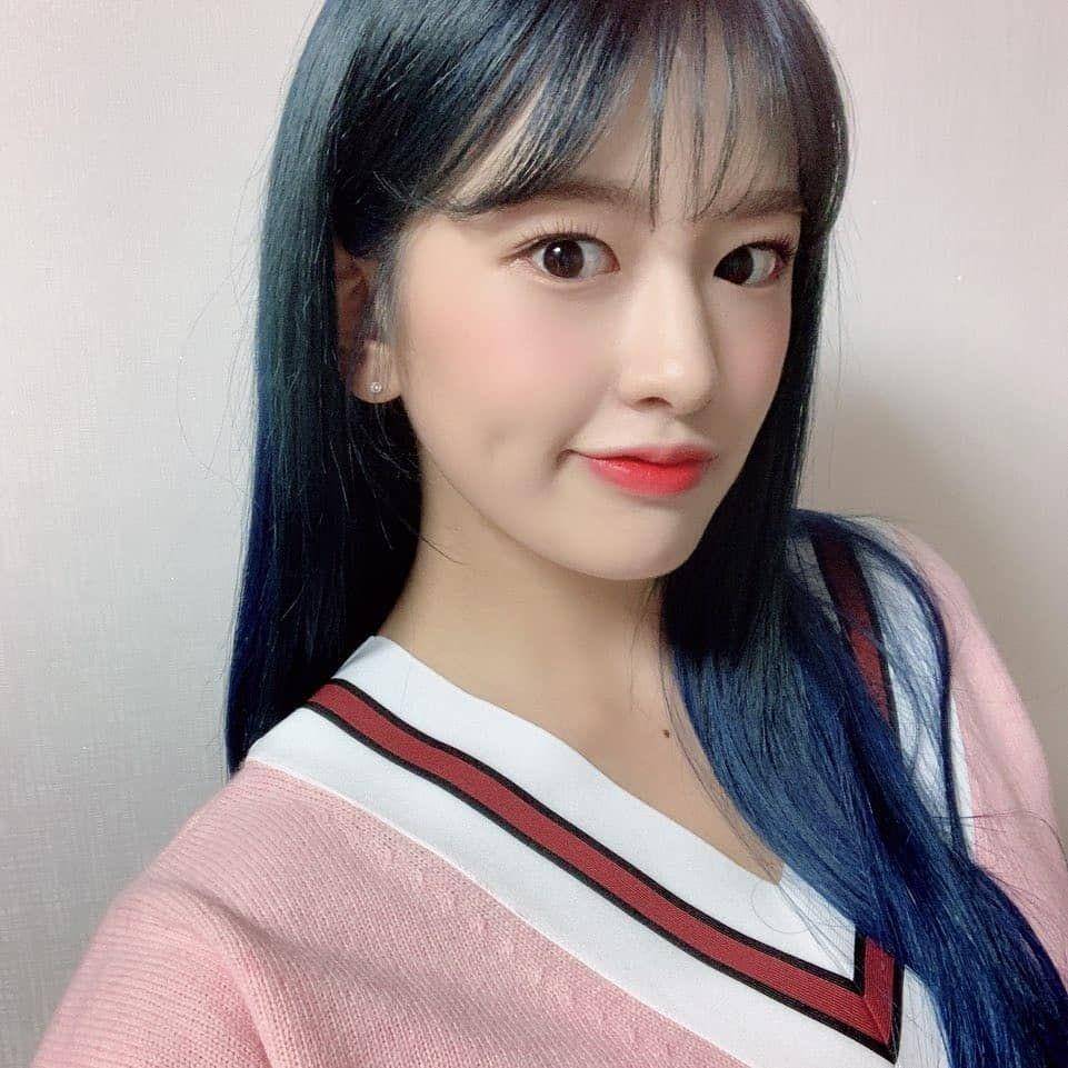 instagram.com/official_izone