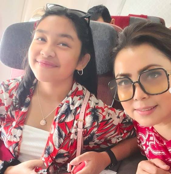 instagram.com/mayangsaritrihatmodjoreal