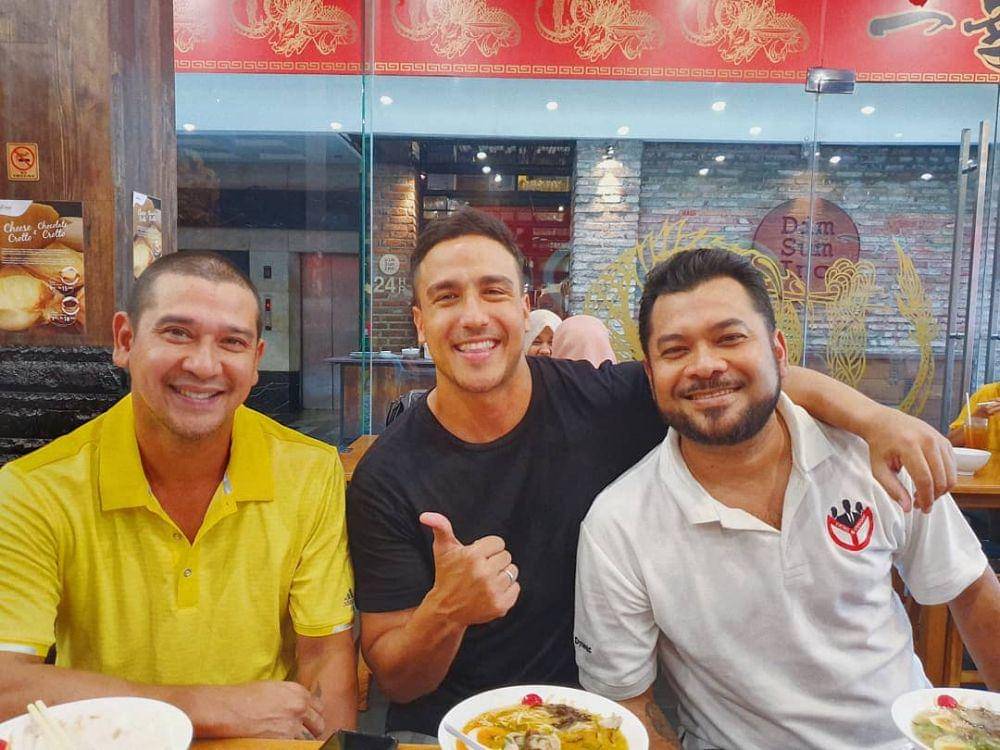 instagram.com/hamishdw