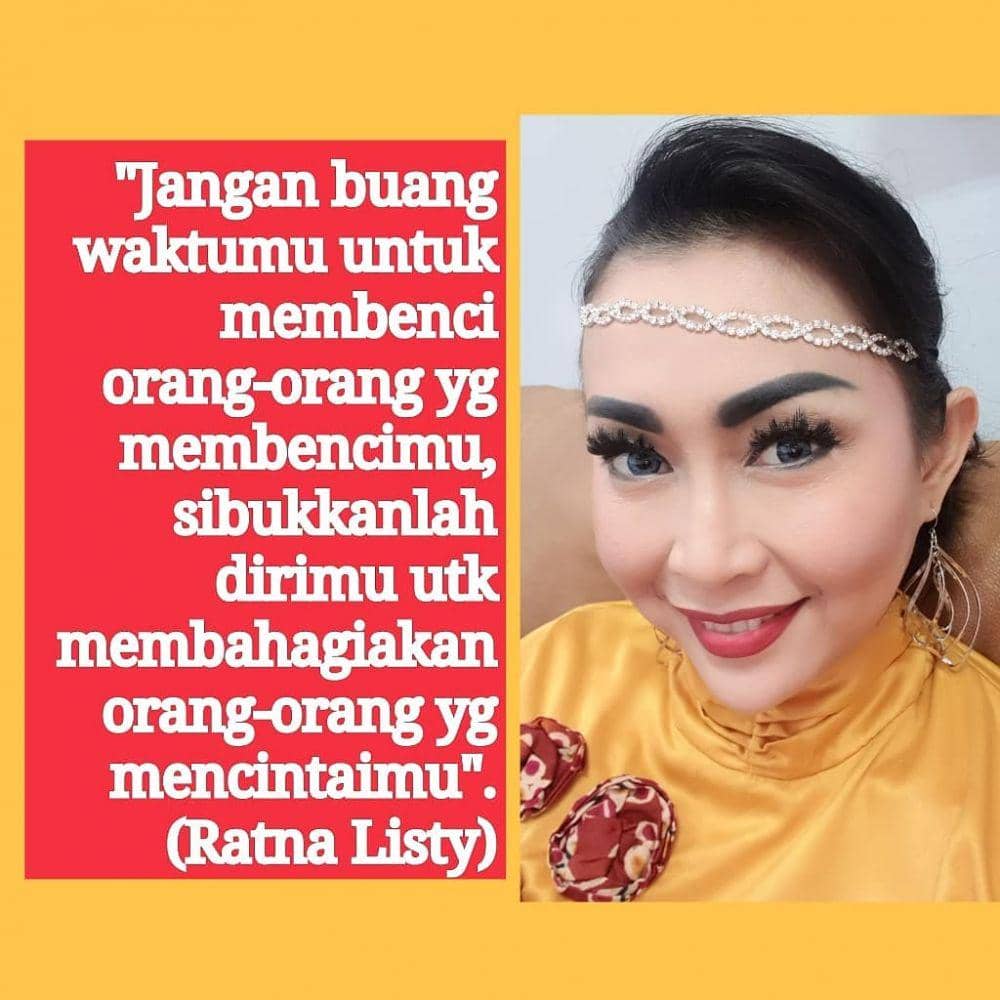 Instagram.com/ratna_listy