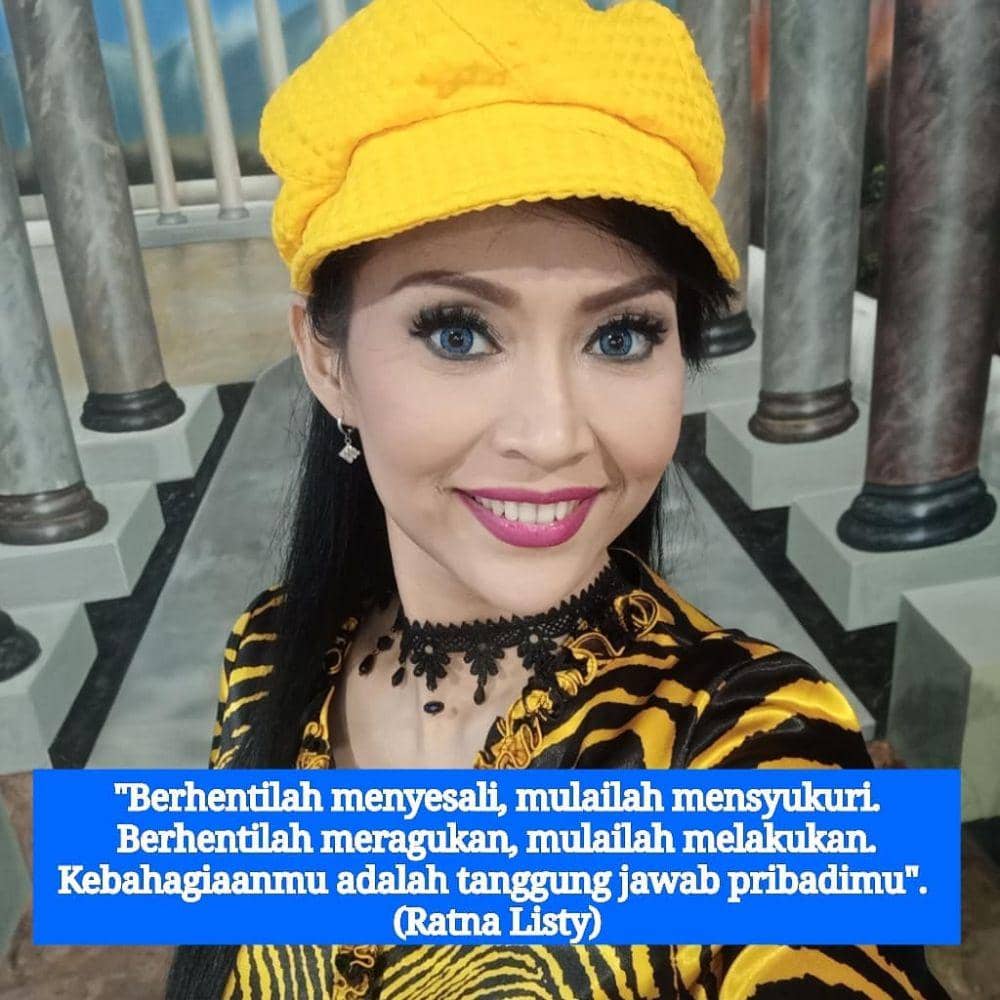 Instagram.com/ratna_listy