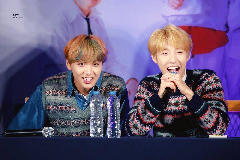 twitter.com/dailyrenhyuck