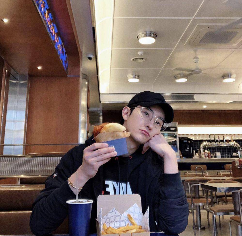 instagram.com/zhouzhoumi419