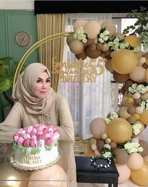 Instagram.com/amy_r_qanita/