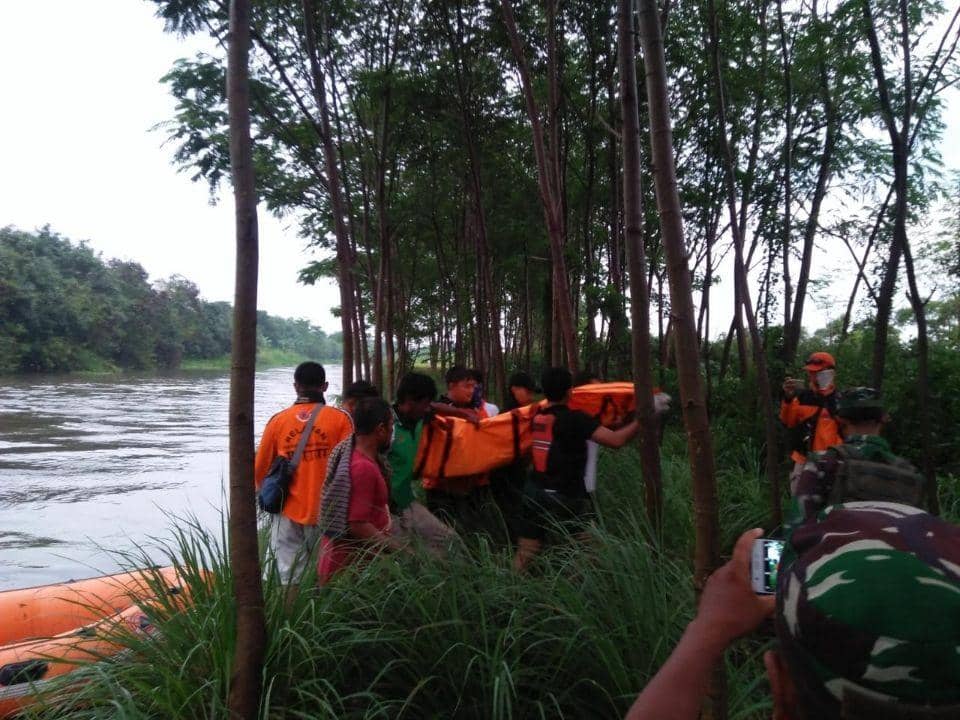 Penggembala Kambing Tenggelam di Sungai Apur Nganjuk