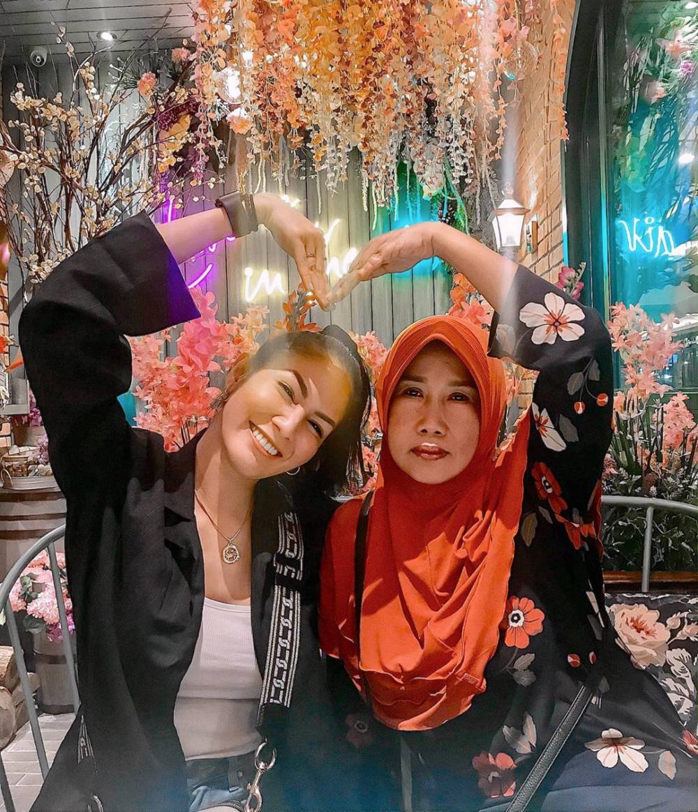 Instagram.com/owliasarah