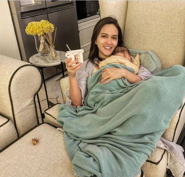 instagram.com/shandyaulia/