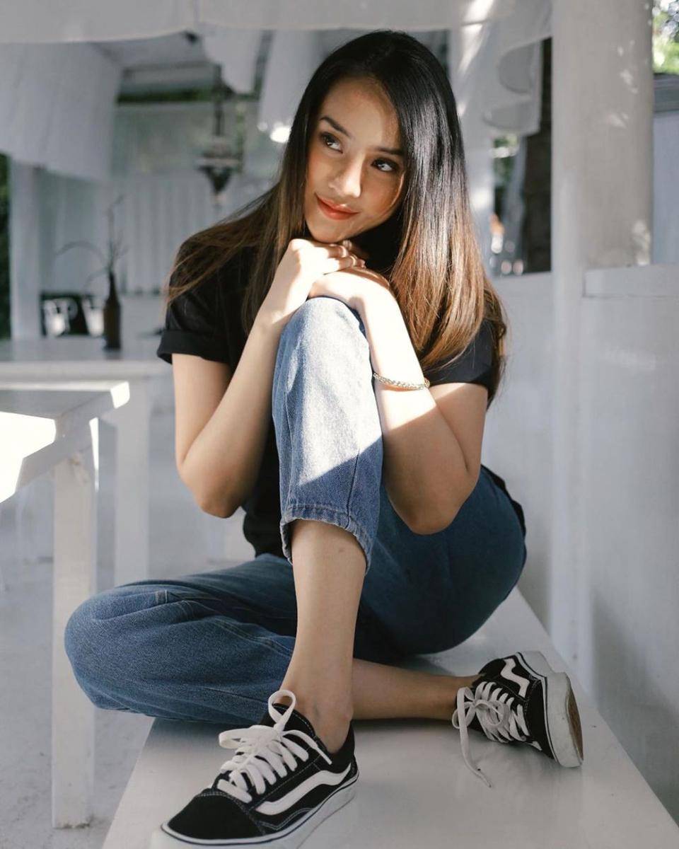 instagram.com/anyageraldine