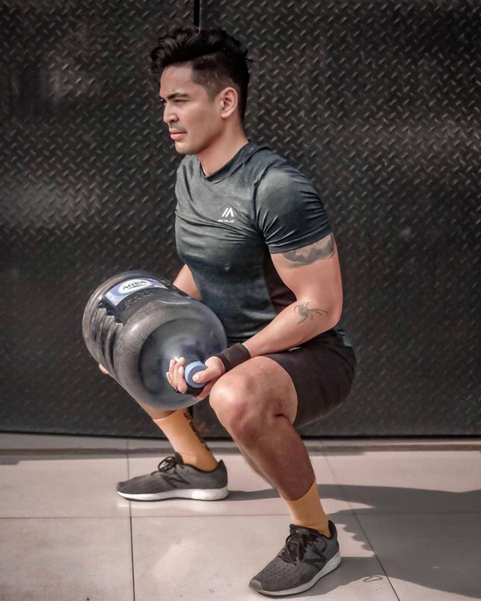 Instagram.com/robbypurba