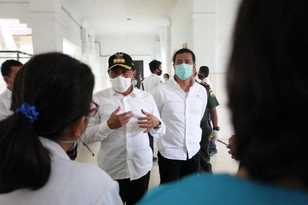 Kunjungi RS Siantar, Edy Rahmayadi: Tolak Pasien Corona Bisa Dipidana!