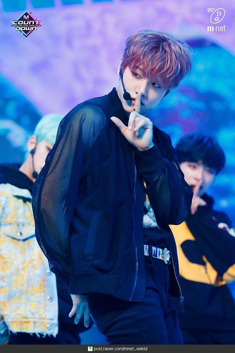 post.naver.com/mnet_wekid