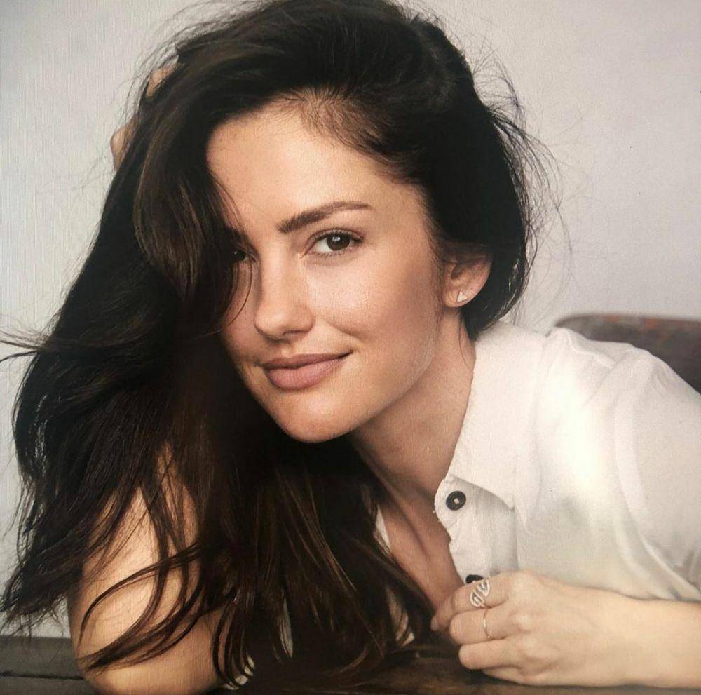 Instagram.com/minkakelly