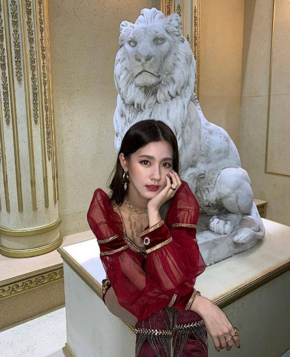 instagram.com/official_g_i_dle
