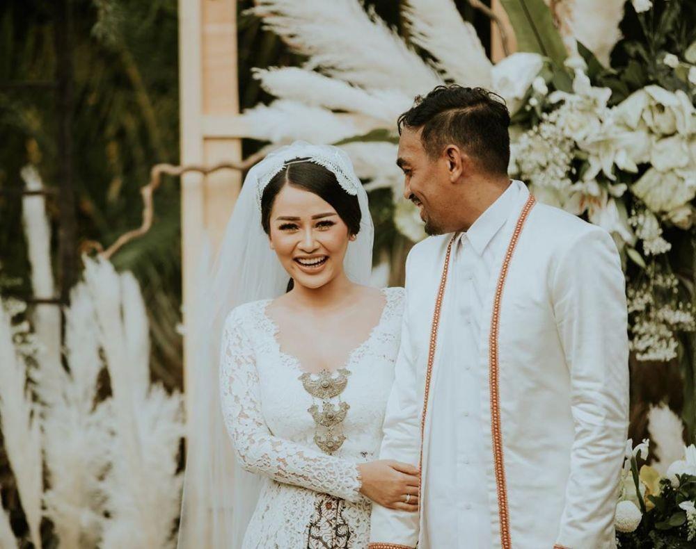Unggahan Haru Istri Glenn Fredly: Gewa Pasti Bangga Jadi Anak Ayah