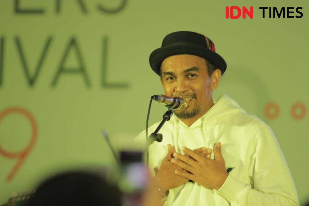 Selain Musik, 9 Hal yang Membuat Fans Sangat Kehilangan Glenn Fredly