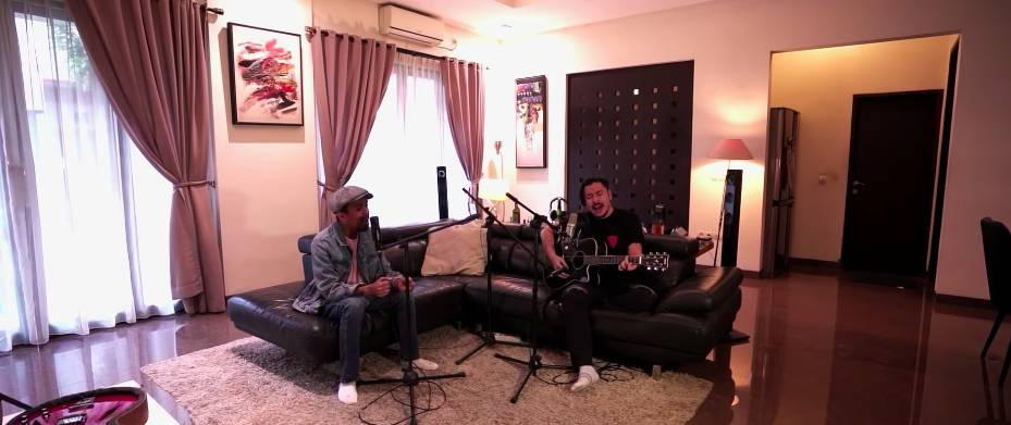 youtube.com/marcellotahitoeofficial