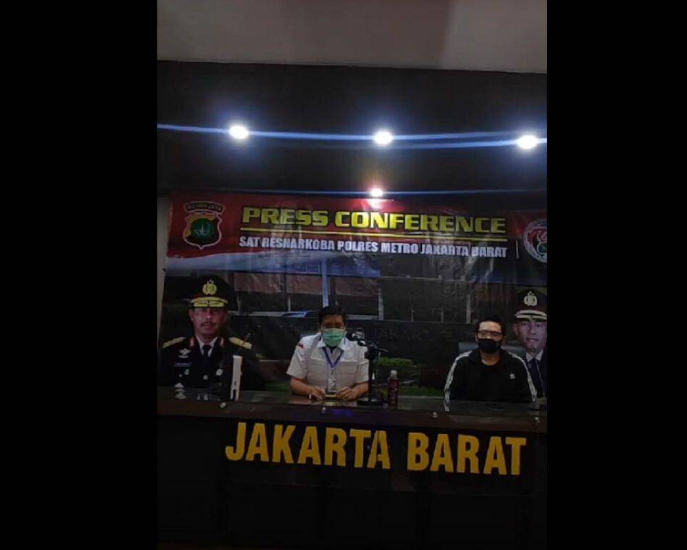 Konpers Kasus Narkoba Vanessa Angel (Tangkapan Layar Live IG @polres_jakbar)