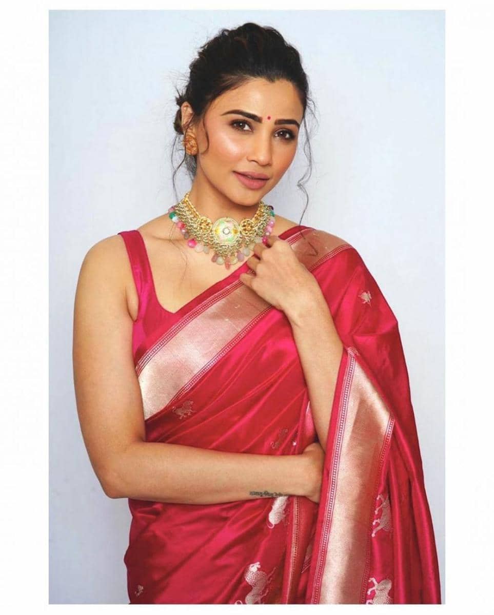 Instagram.com/shahdaisy