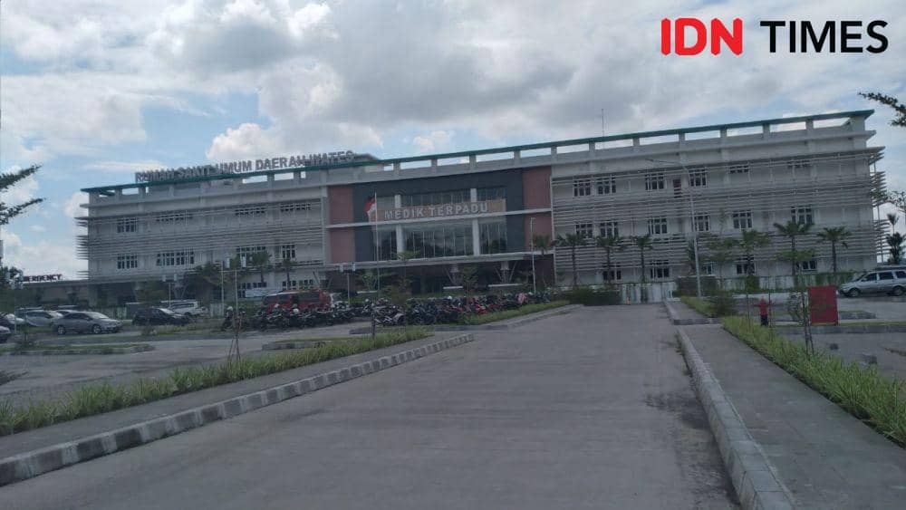 Janda korban penyiraman RSUD Wates Kabupaten Kulonprogo. IDN Times/Daruwaskita