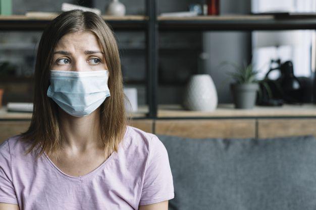 5 Tips Mencegah Masalah Kulit Akibat Memakai Masker Saat Keluar Rumah