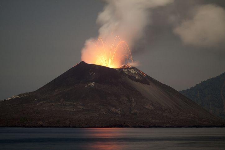 7 Dampak Letusan Gunung Krakatau 1883 pada Dunia, sampai Gelap Gulita!