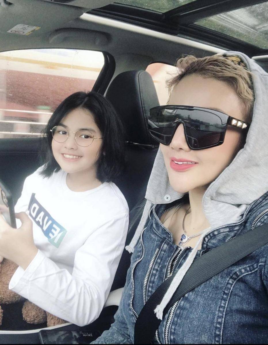 Instagram.com/barbiekumalasari