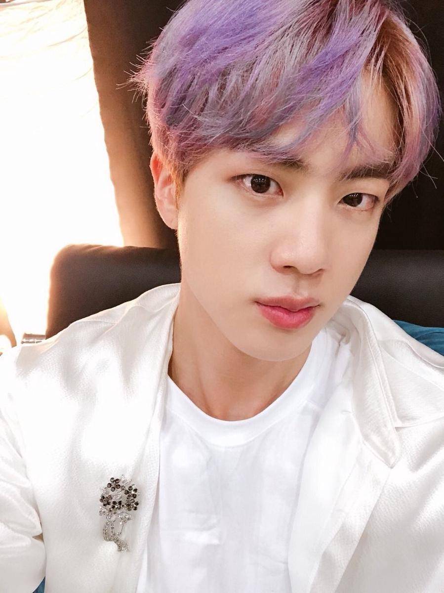 twitter.com/BTS_twt
