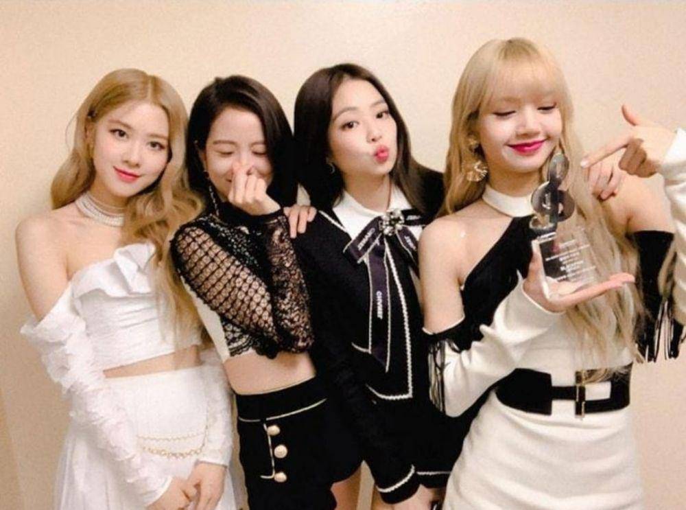 Instagram.com/blackpinkcoofficial