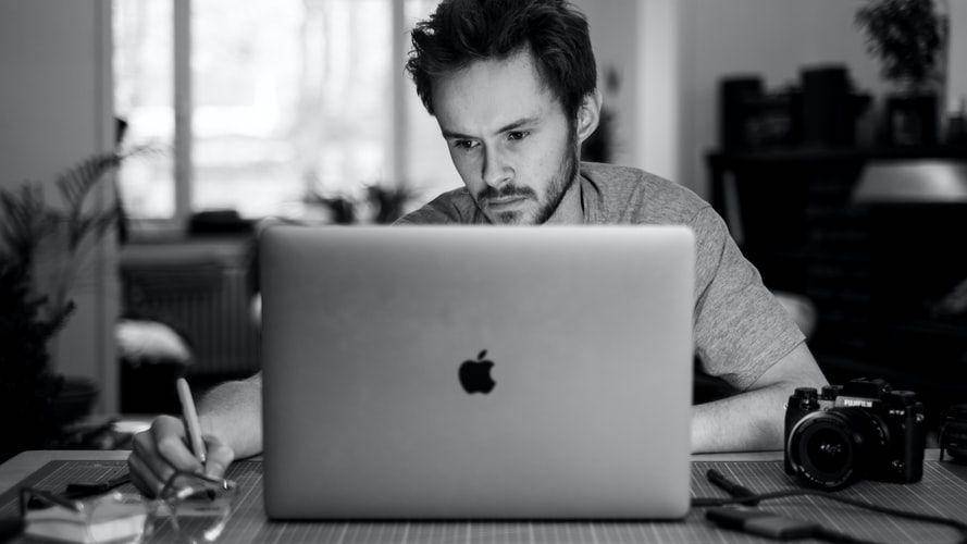 unsplash.com/@jonasleupe