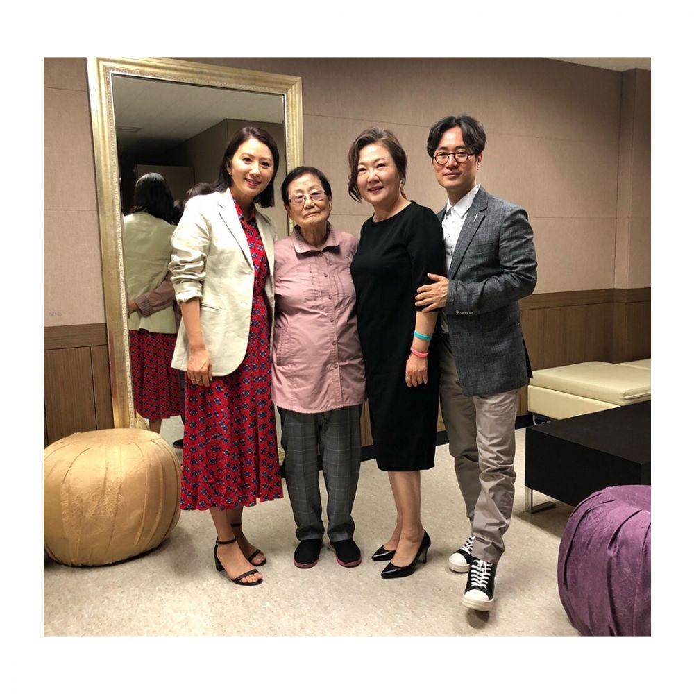 instagram.com/heeae_official