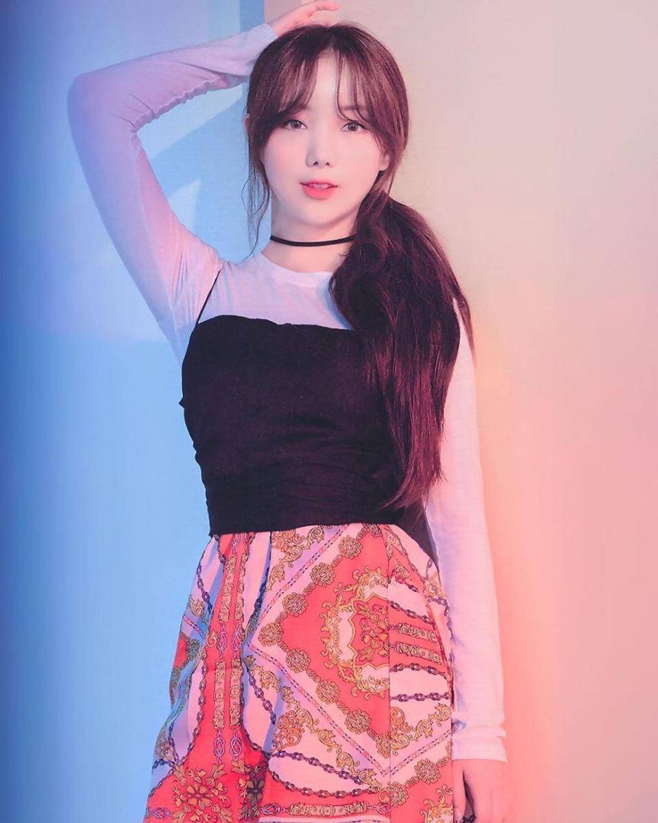 Instagram.com/peach.orange.official