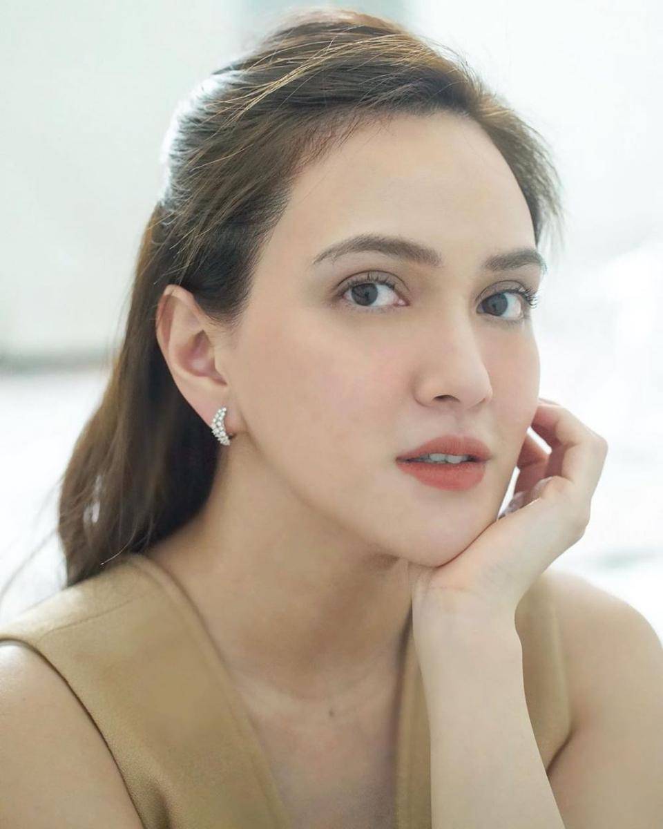 instagram.com/shandyaulia
