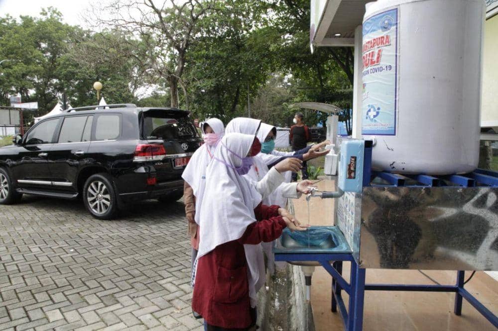 Para santri diminta untuk isolasi di wisma atlet (IDN Times/Humas Pemprov Sumsel)