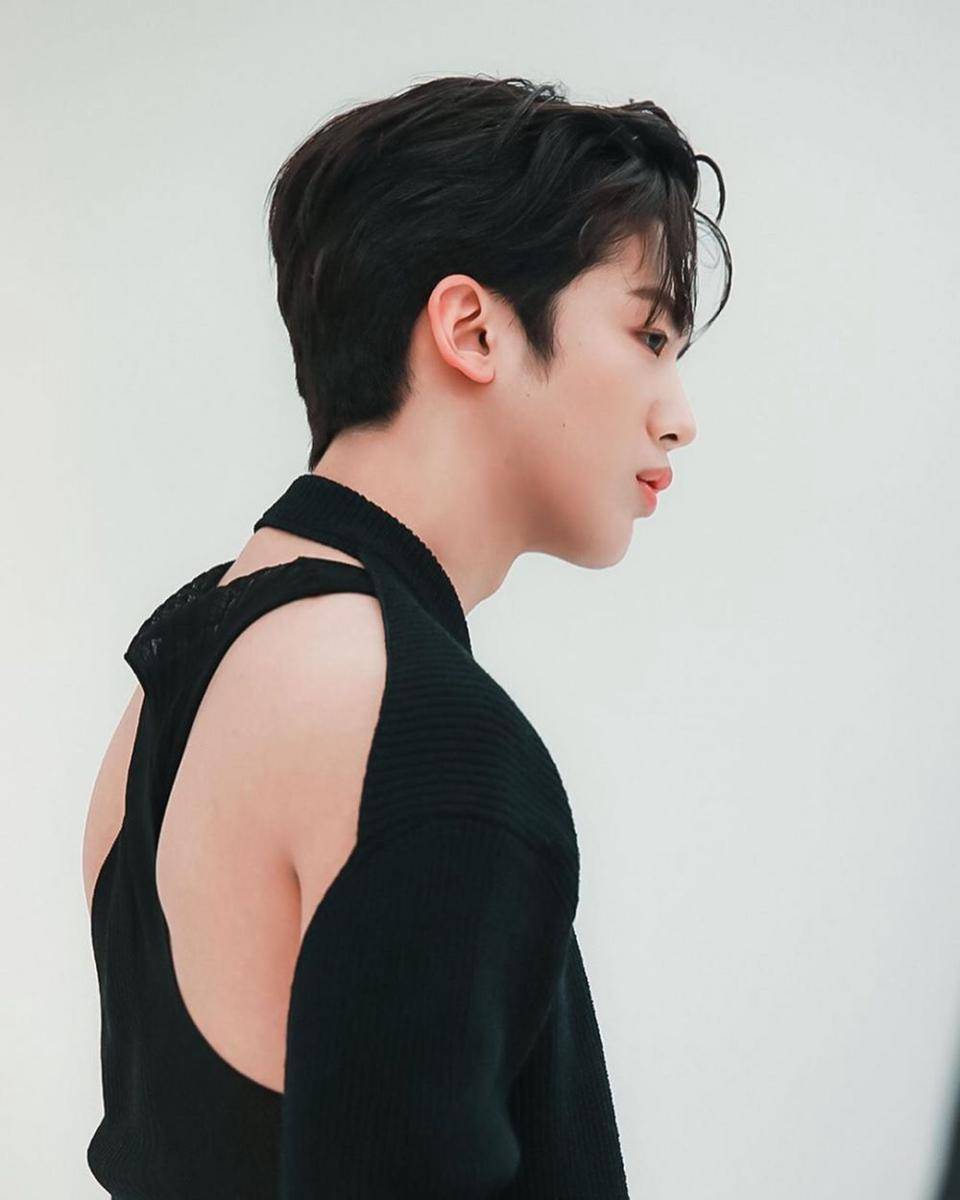 Instagram.com/official_yohan