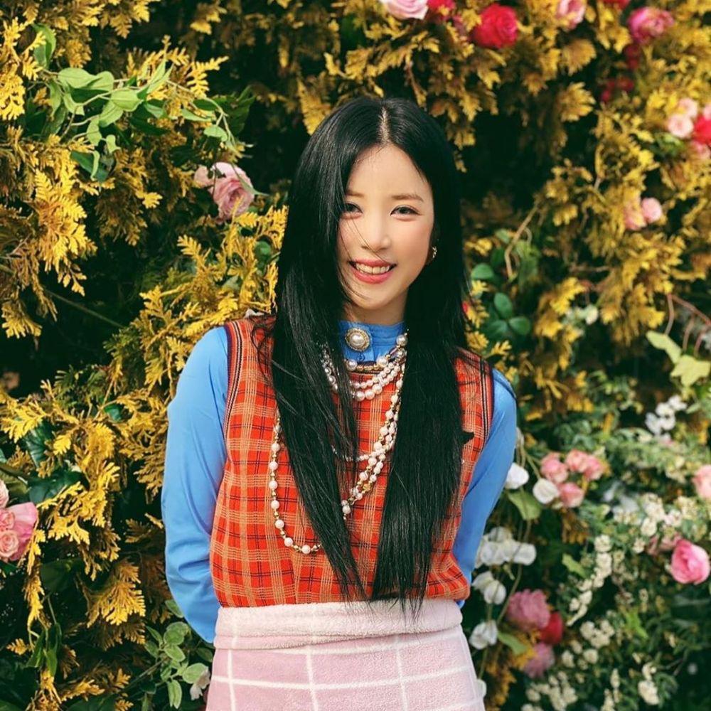 9 Potret Terbaru Chorong Apink di Comeback 'Look' yang Makin Menawan