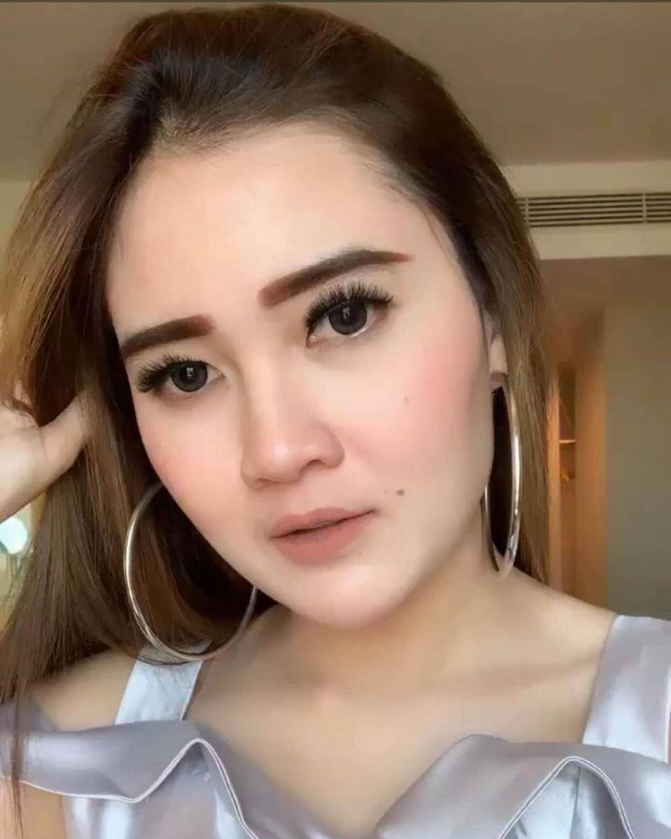instagram.com/nellakharisma