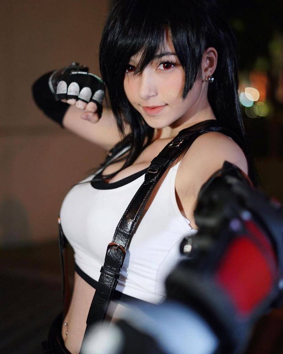 instagram/hunnybunnycos/