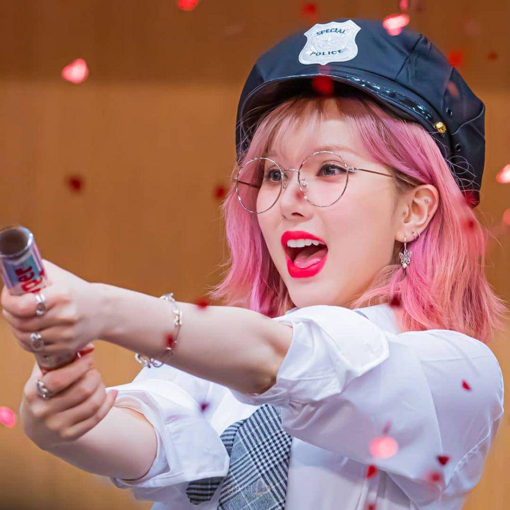 instagram.com/eunha.gfrd