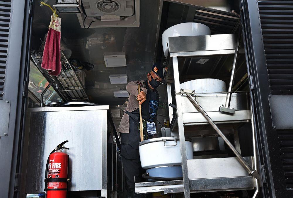 Layani Warga Isoman, Pemkot Madiun Buka Dapur Umum RT