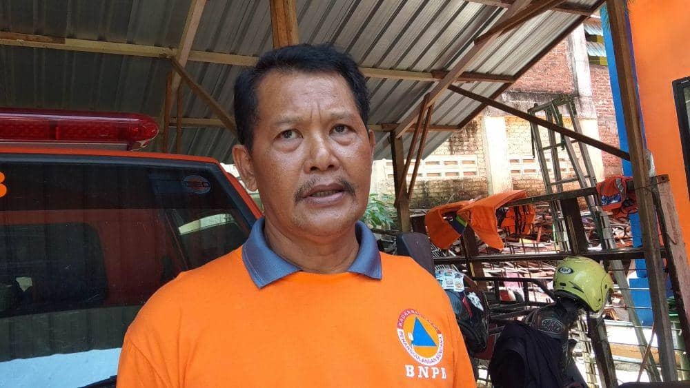Kasi Tanggap Darurat Badan Penanggulangan Bencana Daerah (BPBD) Lamongan Muslimin. IDN Times/Imron