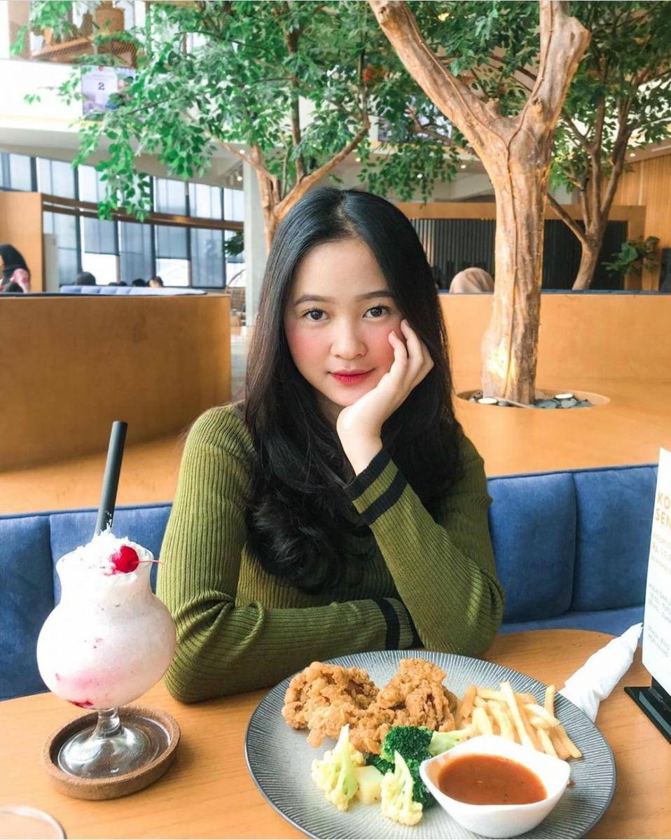 Instagram.com/indahaqila