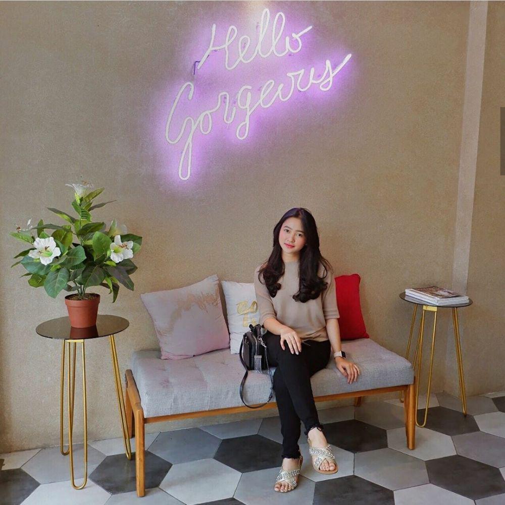 10 Ide Tampil Simpel dan Kece ala Selebgram Indah Aqila!