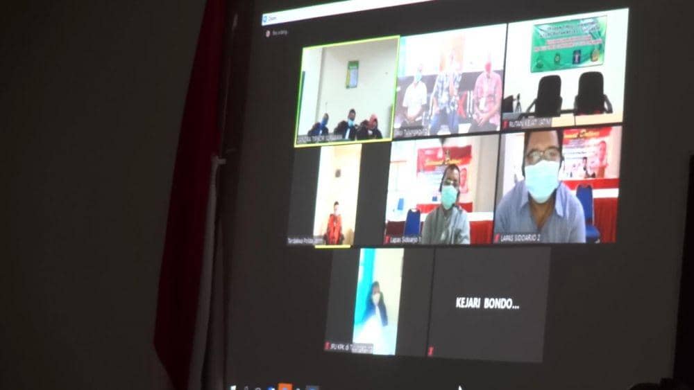 Sidang online kasus suap mantan Ketua DPRD Tulungagung, Supriyono, IDN Times/ Bramanta Pamungkas