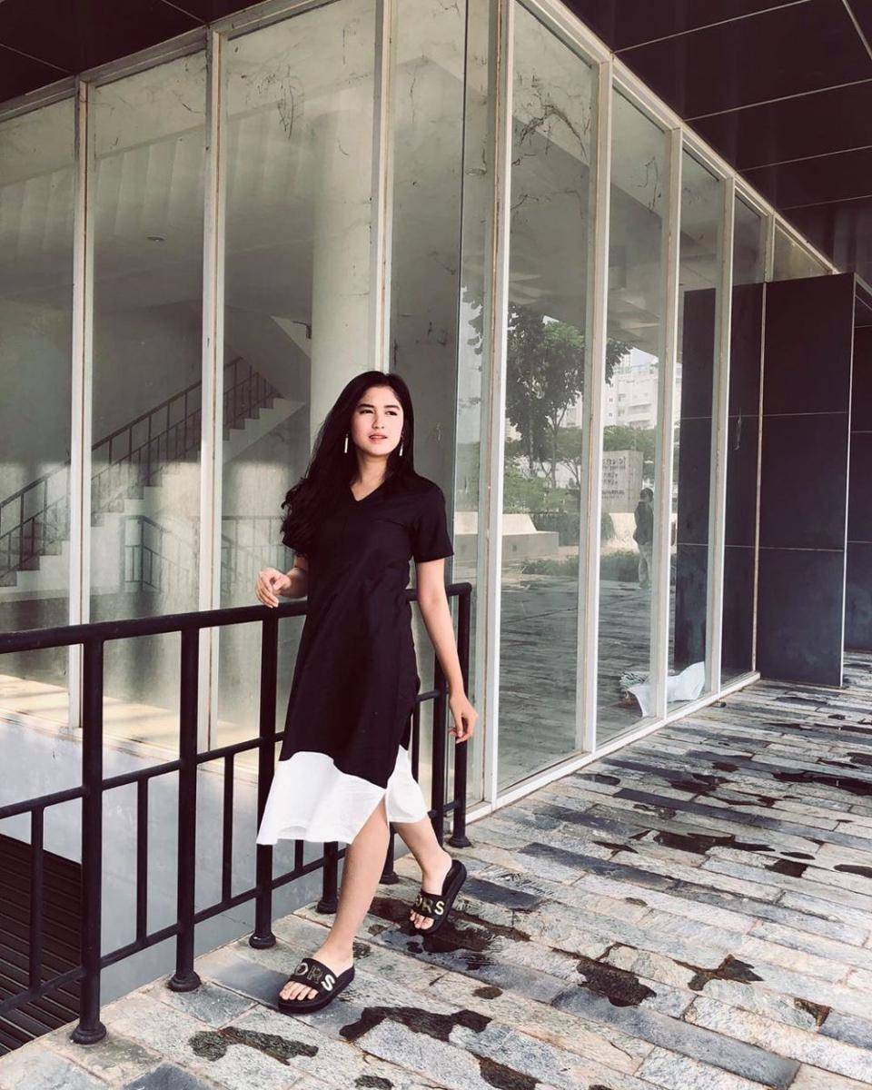 instagram.com/ochi24