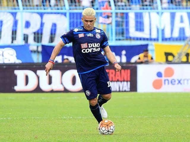 instagram.com/berita.arema.fc
