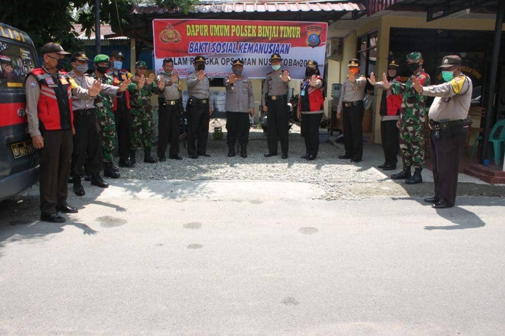 Bangun Dapur Umum, Polres Binjai Bagi-bagi Nasi Bungkus pada Warga