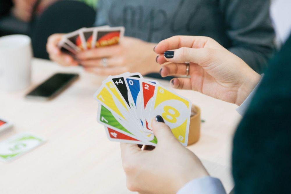 6 Alasan UNO Cocok Dimainkan Saat Masa Karantina Pandemi